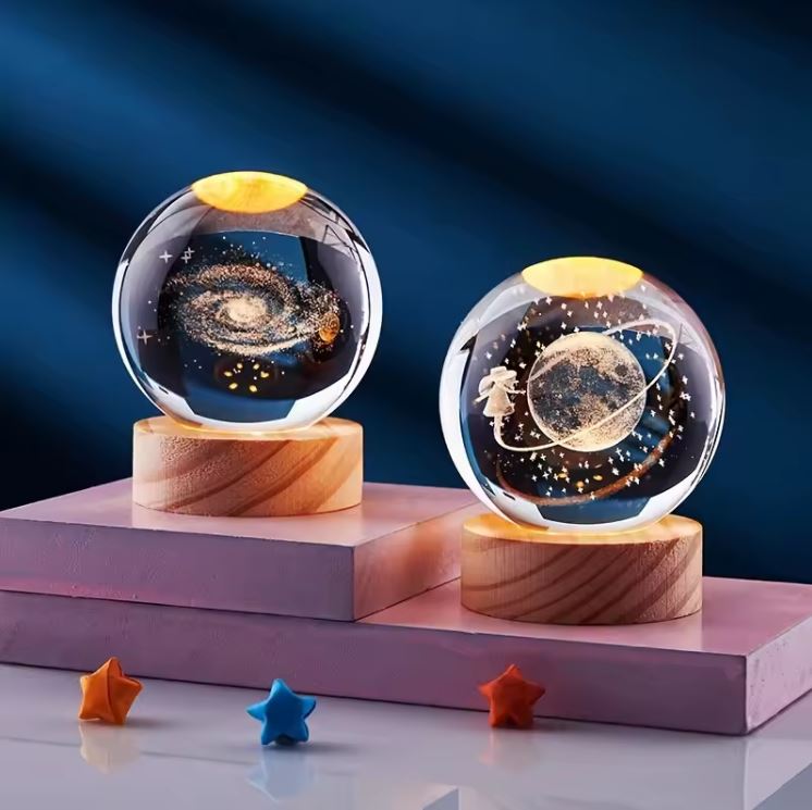 Galaxy Crystal Light™:¡Descubre el poder del universo en tu habitación!