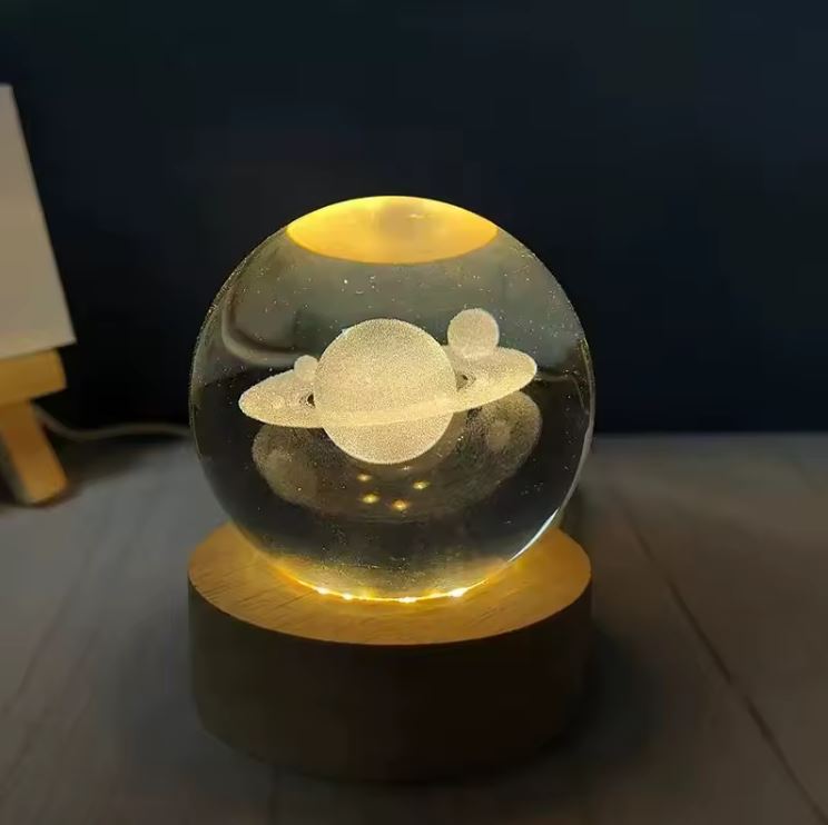 Galaxy Crystal Light™:¡Descubre el poder del universo en tu habitación!