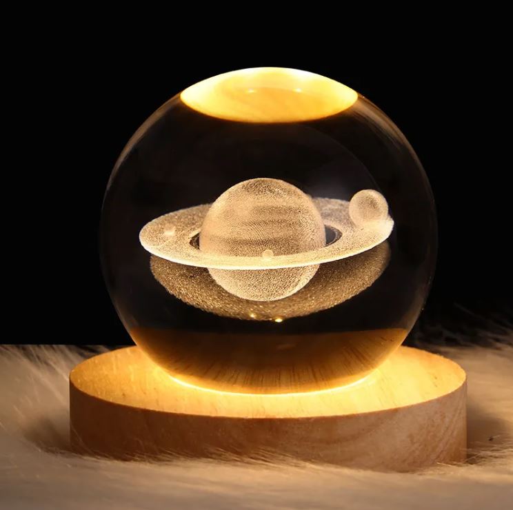 Galaxy Crystal Light™:¡Descubre el poder del universo en tu habitación!